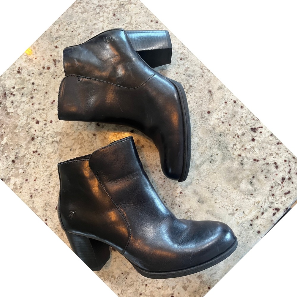 Born Black Leather Ankle Boots Block Heel‎ Side Zip Booties Womens Size 7
